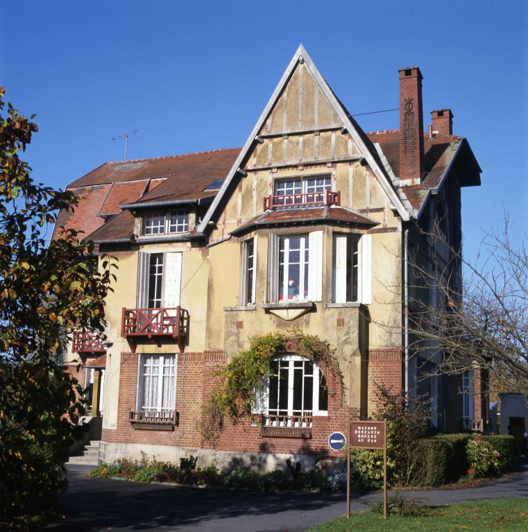 Ancienne villa Brémart, devenue établissement médical dit fondation Savart