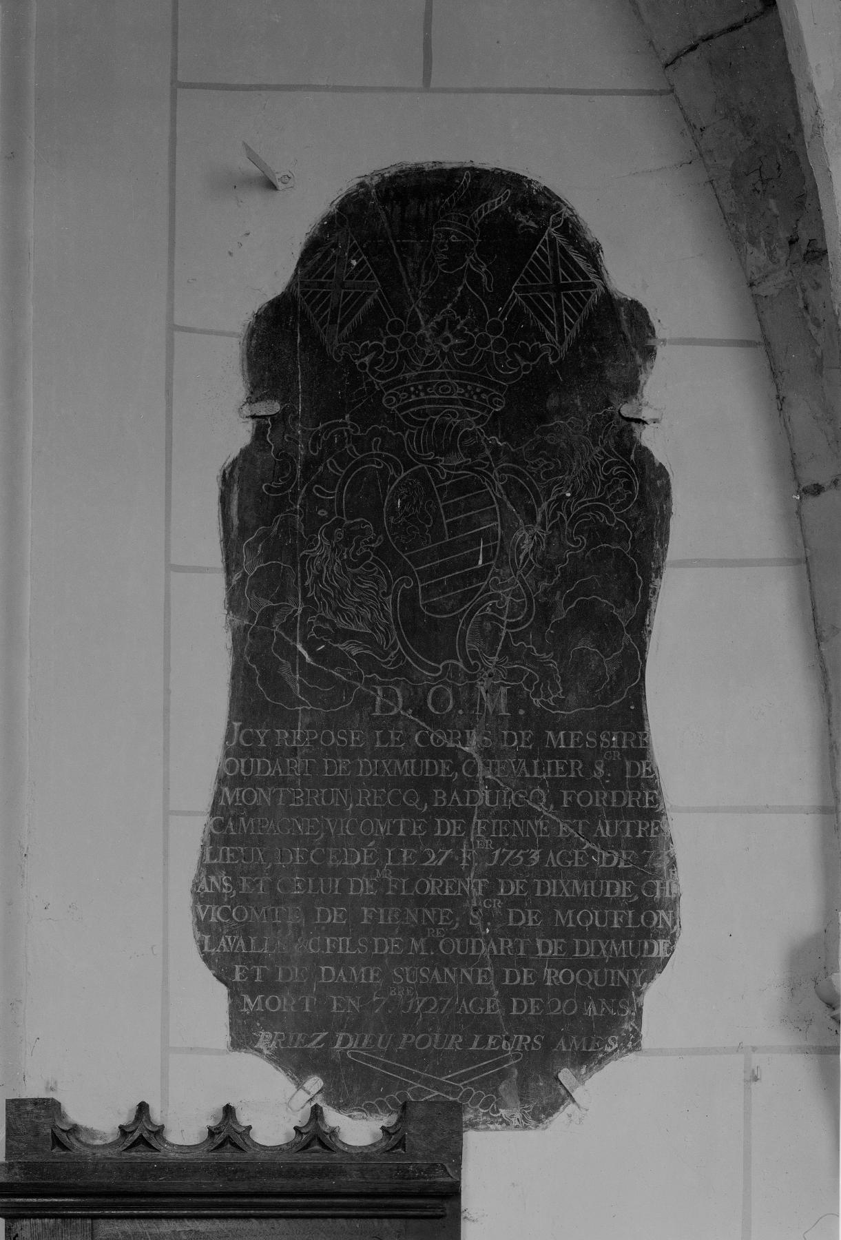 Plaque funéraire Dixmude de Montbrun