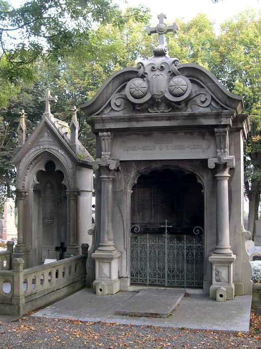 Tombeau (loggia) de la famille Lebel-Derly et P. Lebel-Lebel