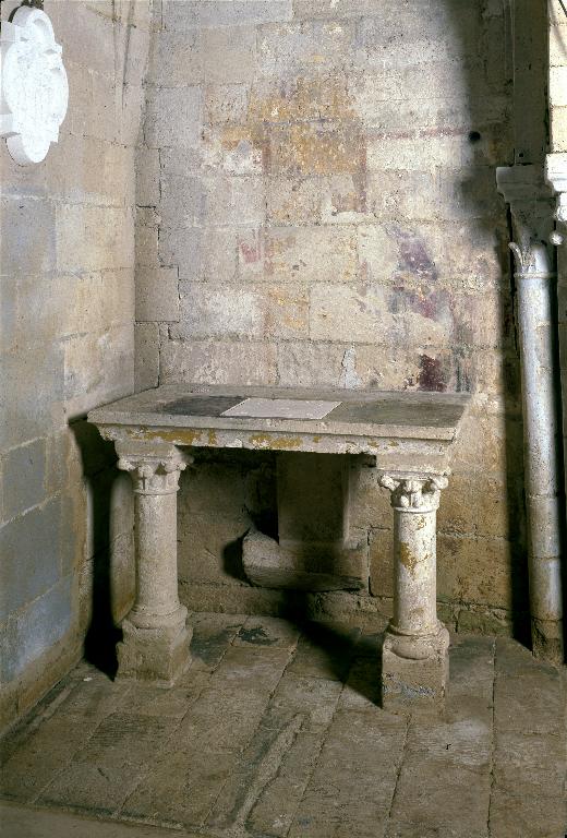 Autel table, de l'ensemble de l'autel secondaire nord, dit de Saint-Sébastien