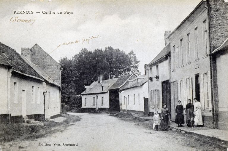 Le village de Pernois