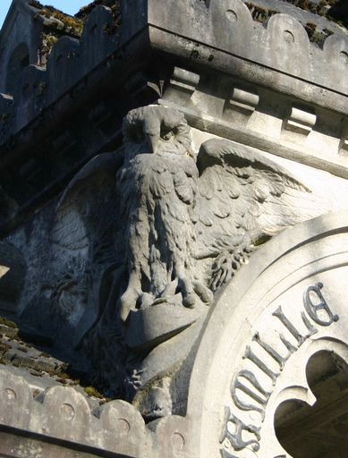 Tombeaux (loggia) de la famille Lefèvre-Caumartin et de la famille Lefèvre-Calot