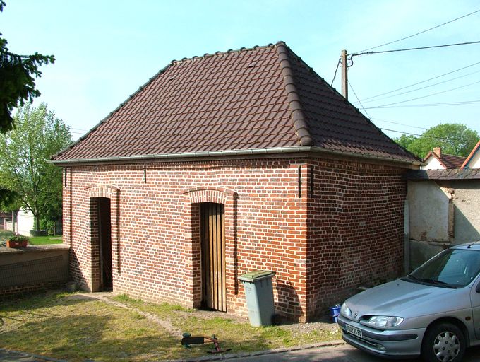 Ancienne école primaire mixte et mairie, actuelle mairie de Surcamps