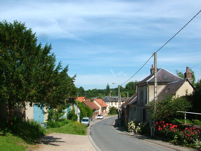 Le village de Canaples