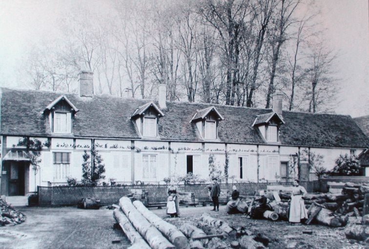 Ancien moulin à huile de Troissereux, dit moulin Cendret, devenu scierie Baudouin, puis Folliette