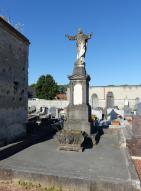 Tombeau (cippe) des familles Outrequin-Pinchon, Théophile Dieu et Outrequin-Dieu