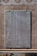 Plaque funéraire du chanoine Nicolas Lefebvre