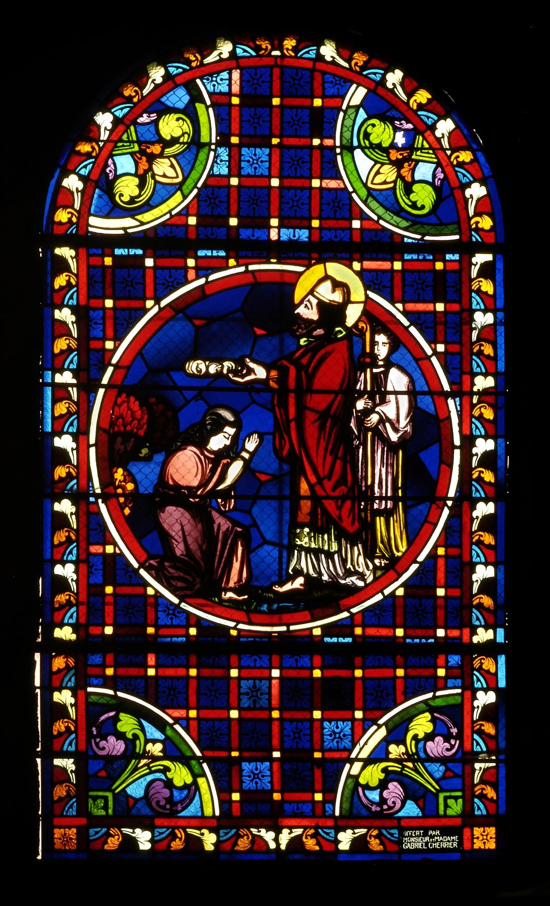 Ensemble des trois verrières du chœur (une verrière figurée et deux verrières figurées décoratives) : saint Médard, scènes de la vie de saint Médard