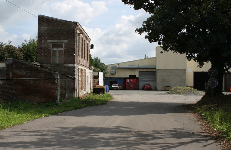Ancienne usine de construction métallique L. Dolignon, Lizière et Cie, puis Société de Constructions Métalliques de Remicourt, imprimerie Maulde et Renou