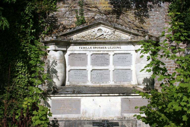 Tombeau (stèle funéraire) de la famille Boucher-Lejeune