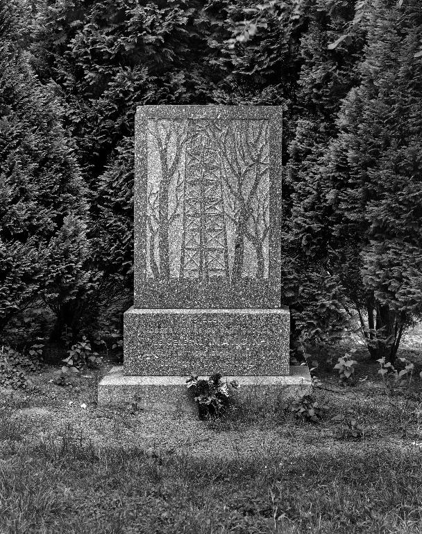 Monument commémoratif de l'observatoire du général Mangin