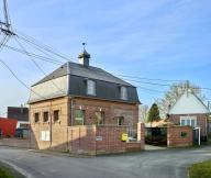 Ancienne école primaire de Yonval, aujourd'hui mairie