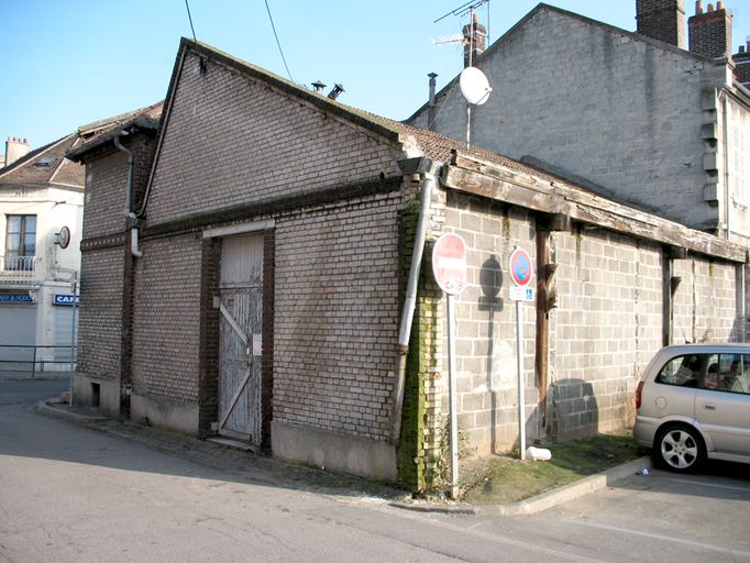 Les usines du bassin creillois liées au travail du bois