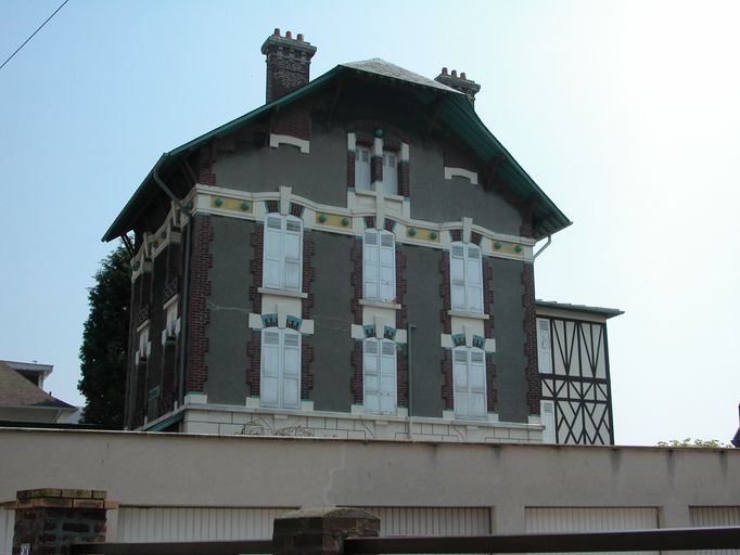 Maison, dite Fée-Tiche