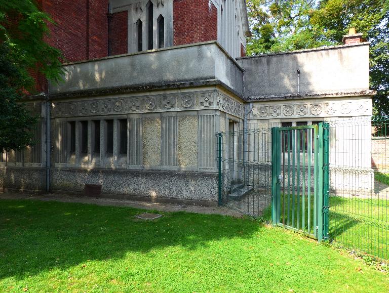Église paroissiale Notre-Dame de Fargniers (et ancien cimetière détruit)