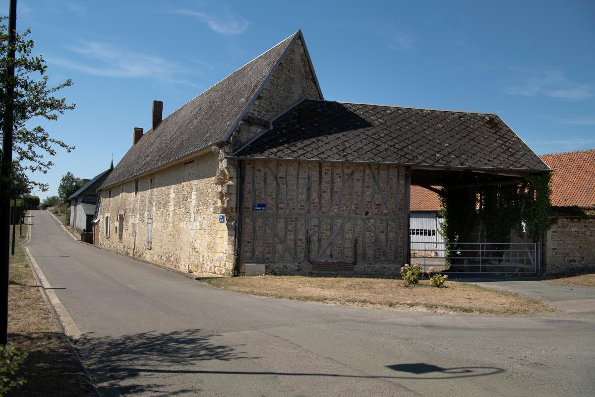 Le village du Quesnel-Aubry