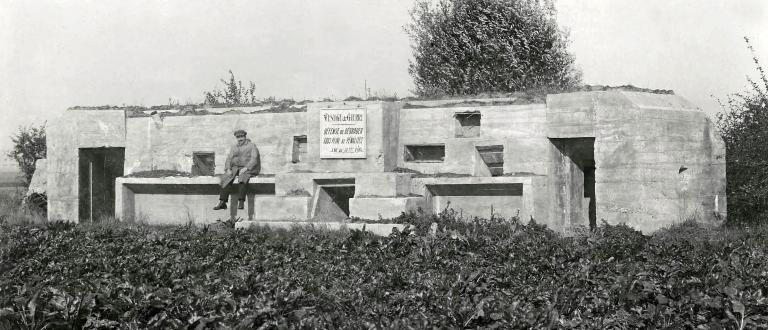 Casemate à mitrailleuse 71