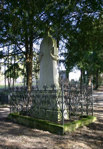 Monument sépulcral de Louis Jacques Alexandre Cozette