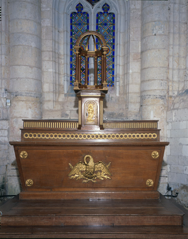 Autel et tabernacle du maître-autel