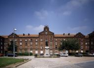 Ancien immeuble de logements ouvriers Godin, dit Palais social