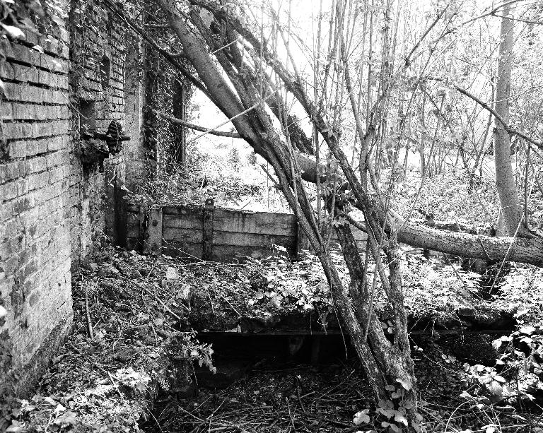 Ancienne usine de papeterie Obry et Cie, puis Bernard et Cie, puis Cauvin Yvose, puis S.A. des Pâtes à papier de la Somme