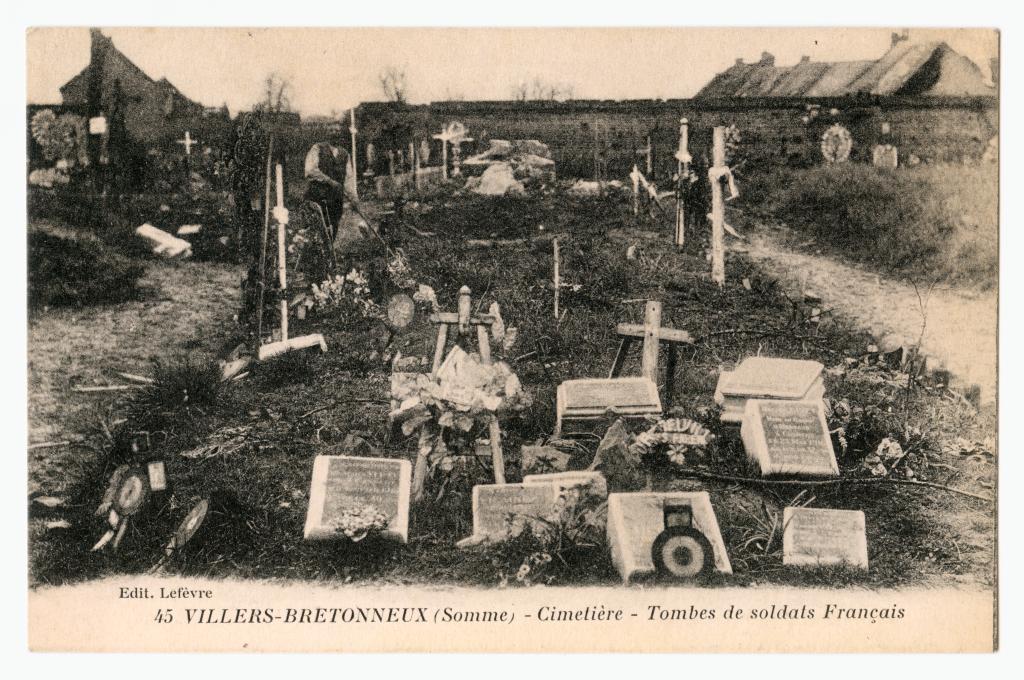 Cimetière militaire et monuments aux morts de la guerre de 1870 et de la Grande Guerre (Villers-Bretonneux)