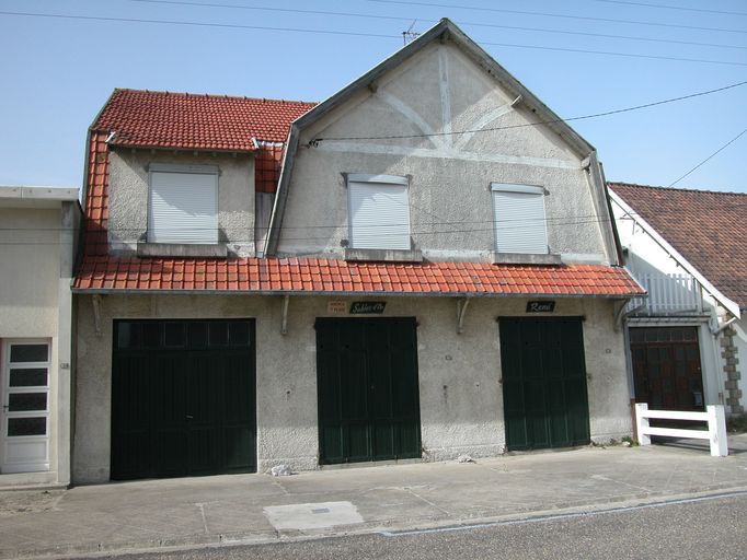 Maison à deux logements, dite Sables d'Or et René