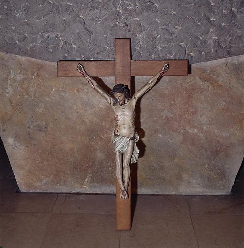 Croix (statuette) : Christ en croix