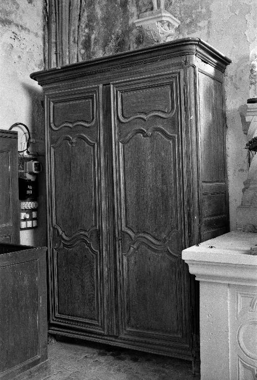 Armoire