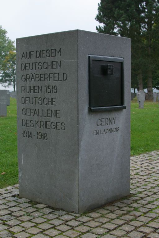 Cimetière militaire franco-allemand de Cerny-en-Laonnois