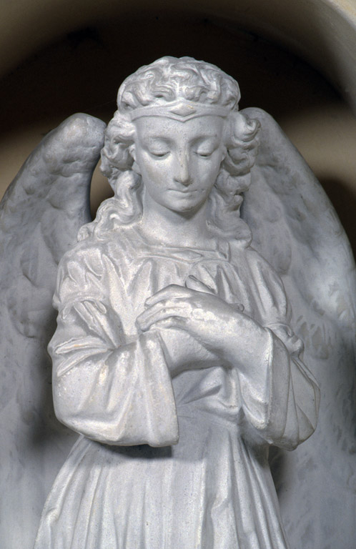 Statuettes du maître-autel (en pendant) : anges adorateurs