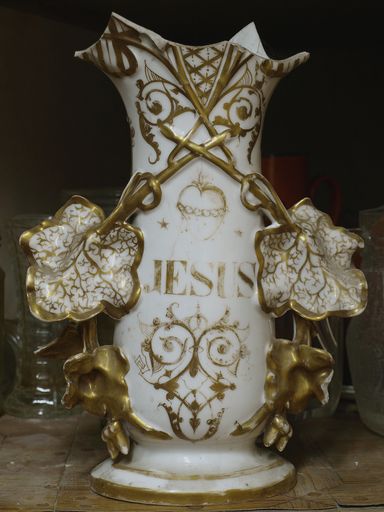 Vase d'autel (Sacré-Coeur)