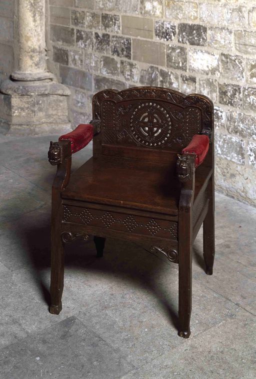 Fauteuil de célébrant