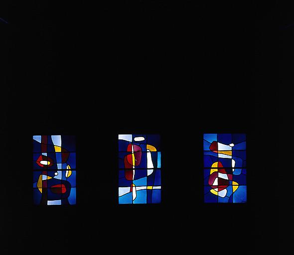 Ensemble de neuf verrières abstraites