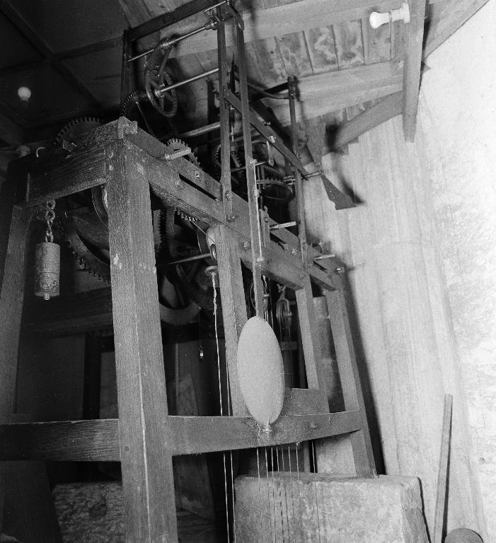 Horloge à carillon d'Etienne Musique