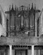 Grand orgue, de style néogothique