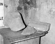 Statue : l'homme en tenue de soldat romain
