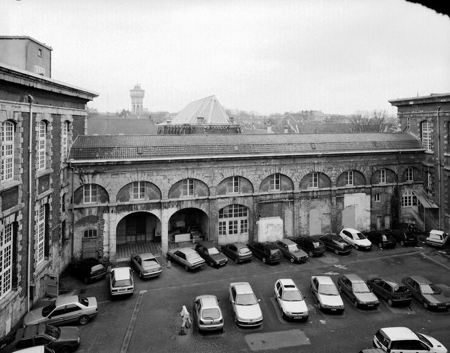 Ancien hôpital général de Valenciennes, dit hôpital du Hainaut, puis hospice et hôpital militaire (actuellement maison de retraite du Hainaut)