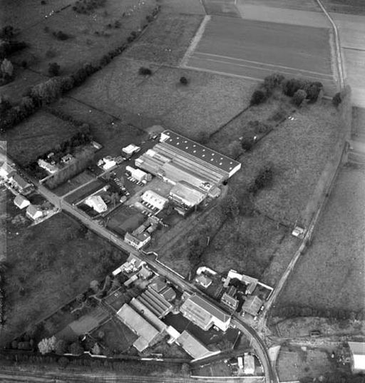 Ancienne serrurerie Parise, puis Lacotte et fonderie Caron, devenue usine de petite métallurgie Lecat Porion, aujourd'hui Atelier de Bobinage du Vimeu