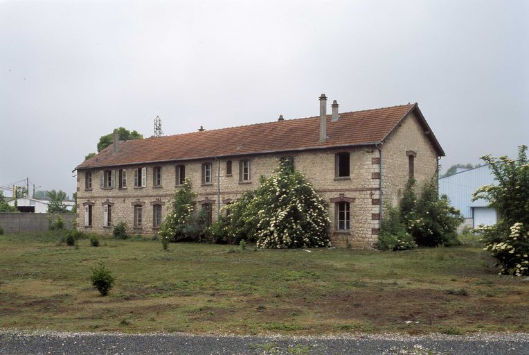 Ancienne usine de produits chimiques Antoine Thibault, puis Gamichon frères, puis Gamichon, Carette et Cie, puis Penarroya (détruit)