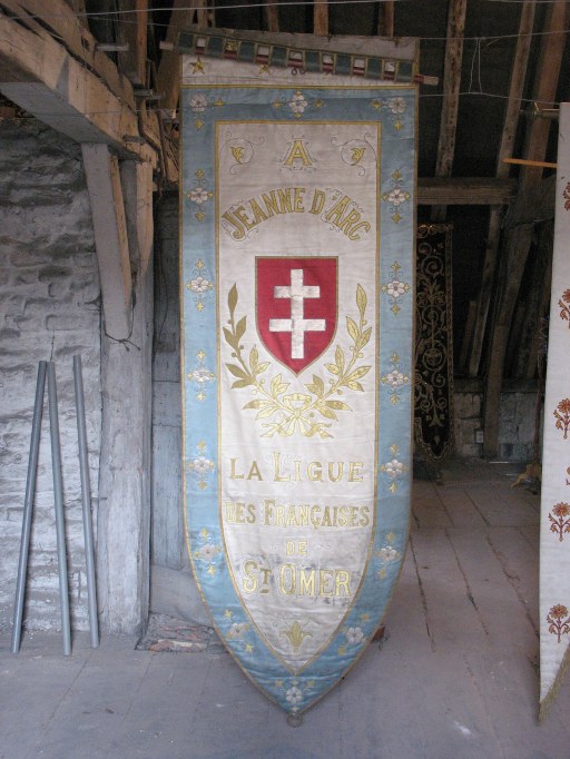 Bannière de procession de la ligue des Françaises de St-Omer (sainte Jeanne d'Arc)