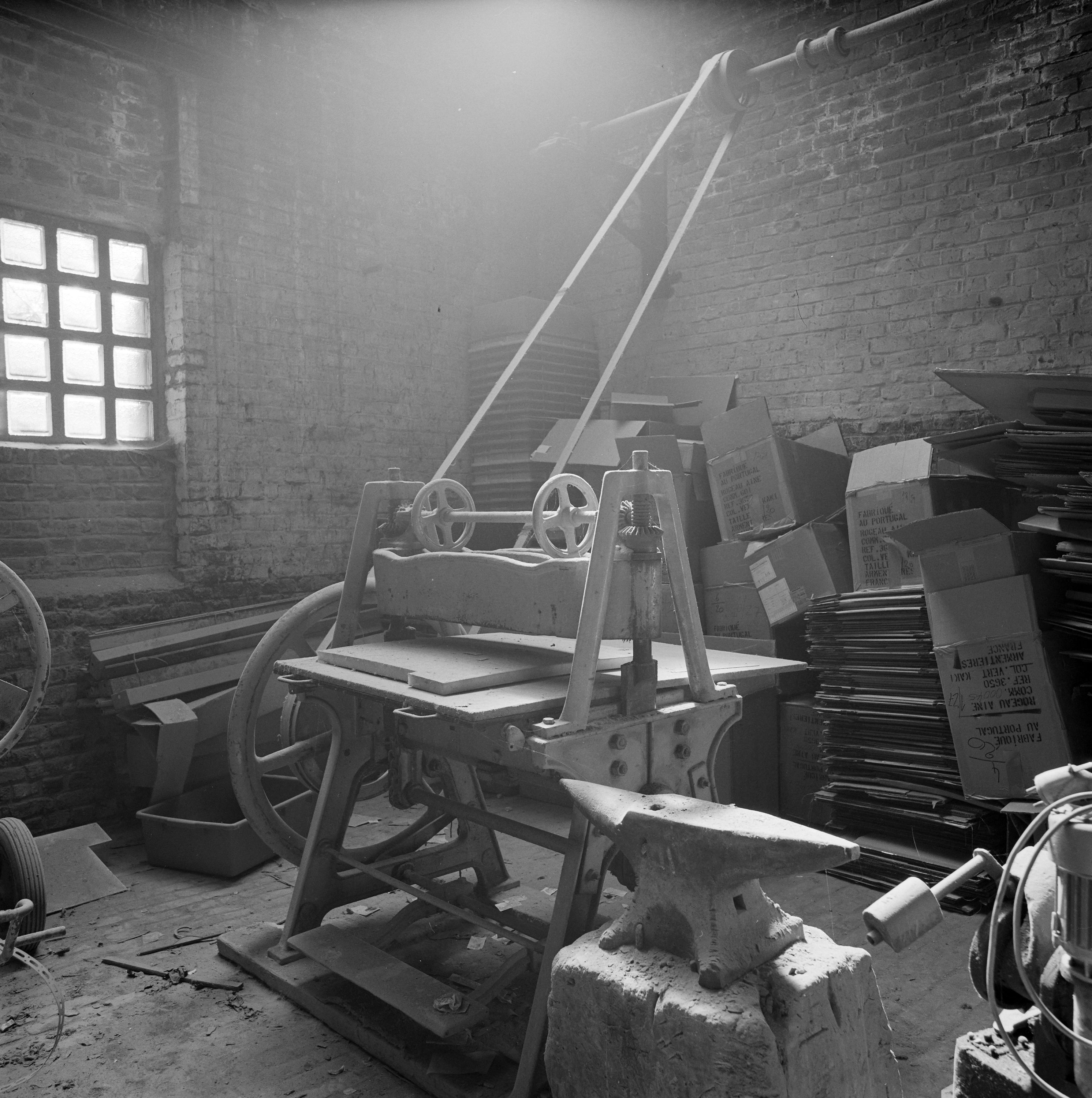 Tissage Deligne et Hembert, puis usine de confection Rogeau Aîné