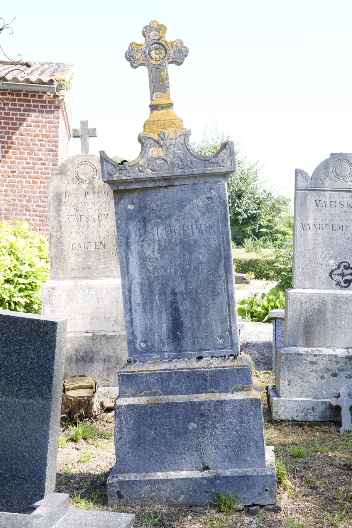 Ancien cimetière paroissial, actuellement cimetière communal d'Ochtezeele