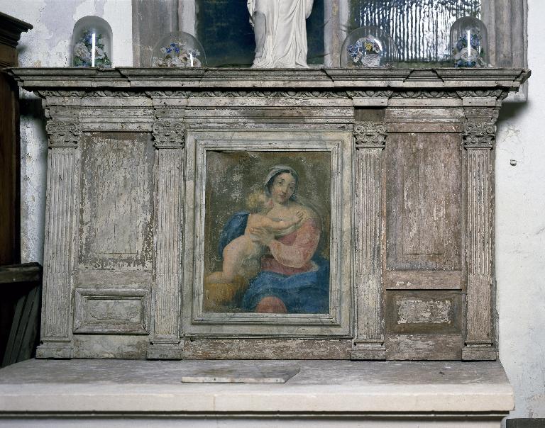 Retable architecturé de l'autel de la Vierge