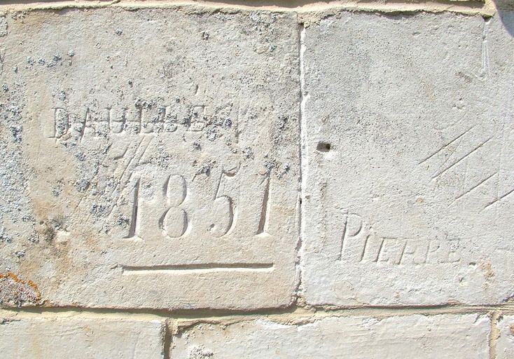 Église paroissiale Saint-Sulpice et cimetière de Ribeaucourt