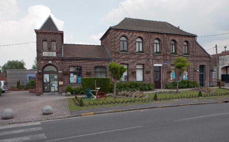 Ancienne école primaire et mairie, actuellement mairie de Château-l'Abbaye