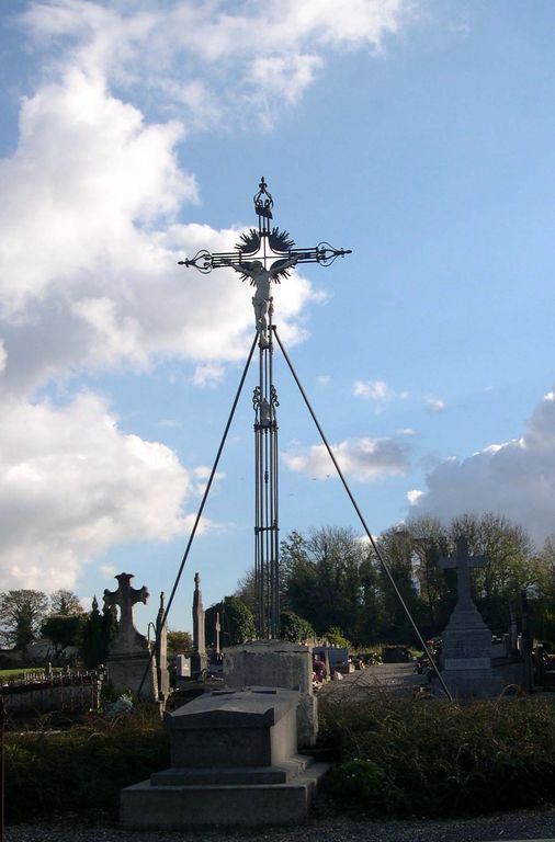 Croix du cimetière Notre-Dame de Boves