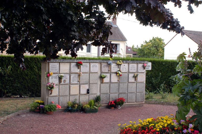 Cimetière communal de Rivery