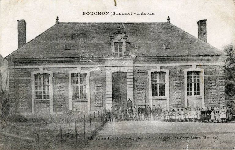 Ancienne école primaire mixte de Bouchon, devenue mairie