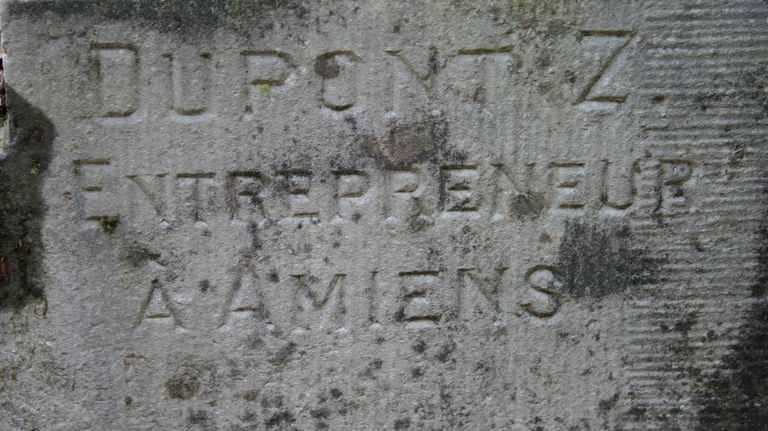 Tombeau (stèle funéraire) de la famille Lamarre-Padé